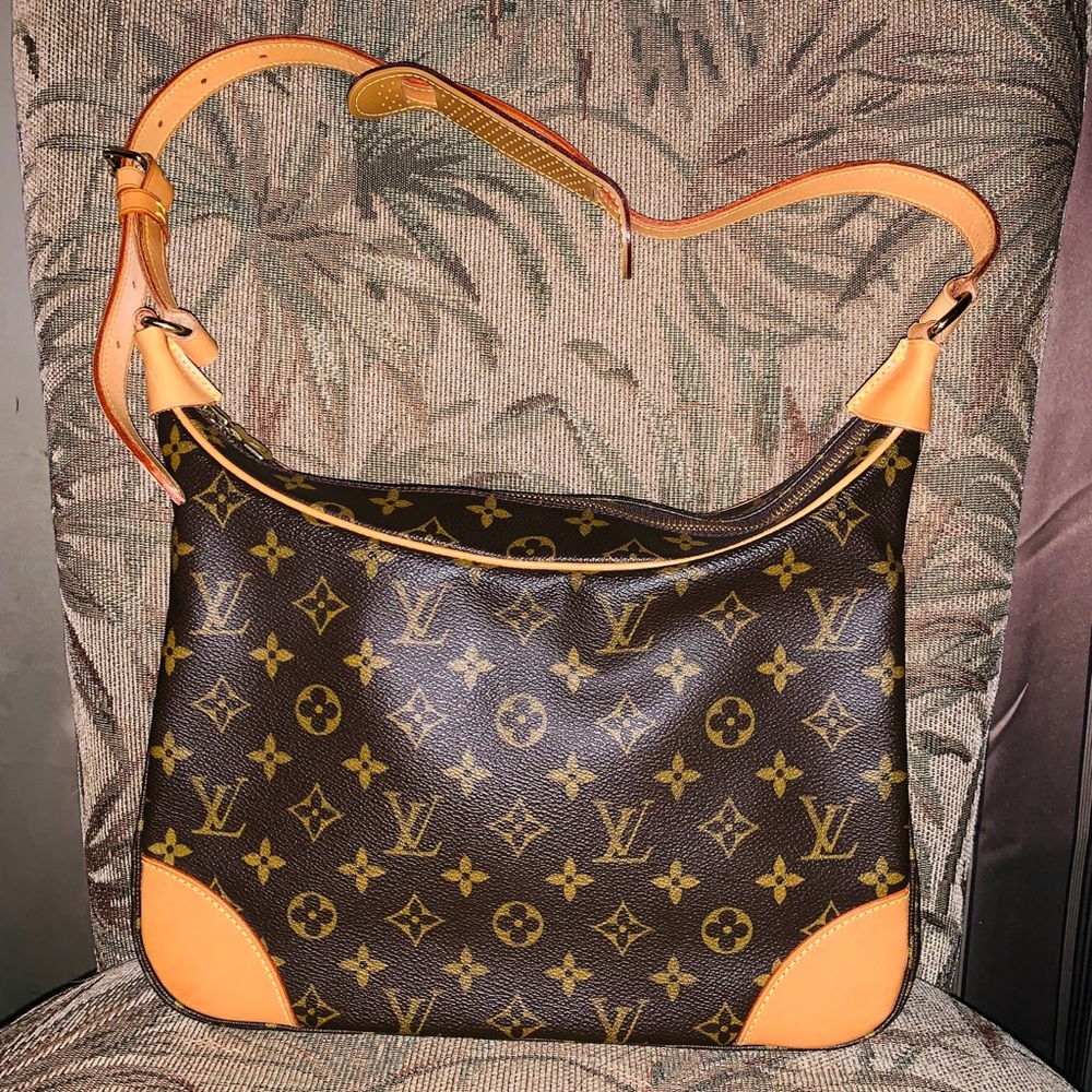 Louis Vuitton Bolougne 30